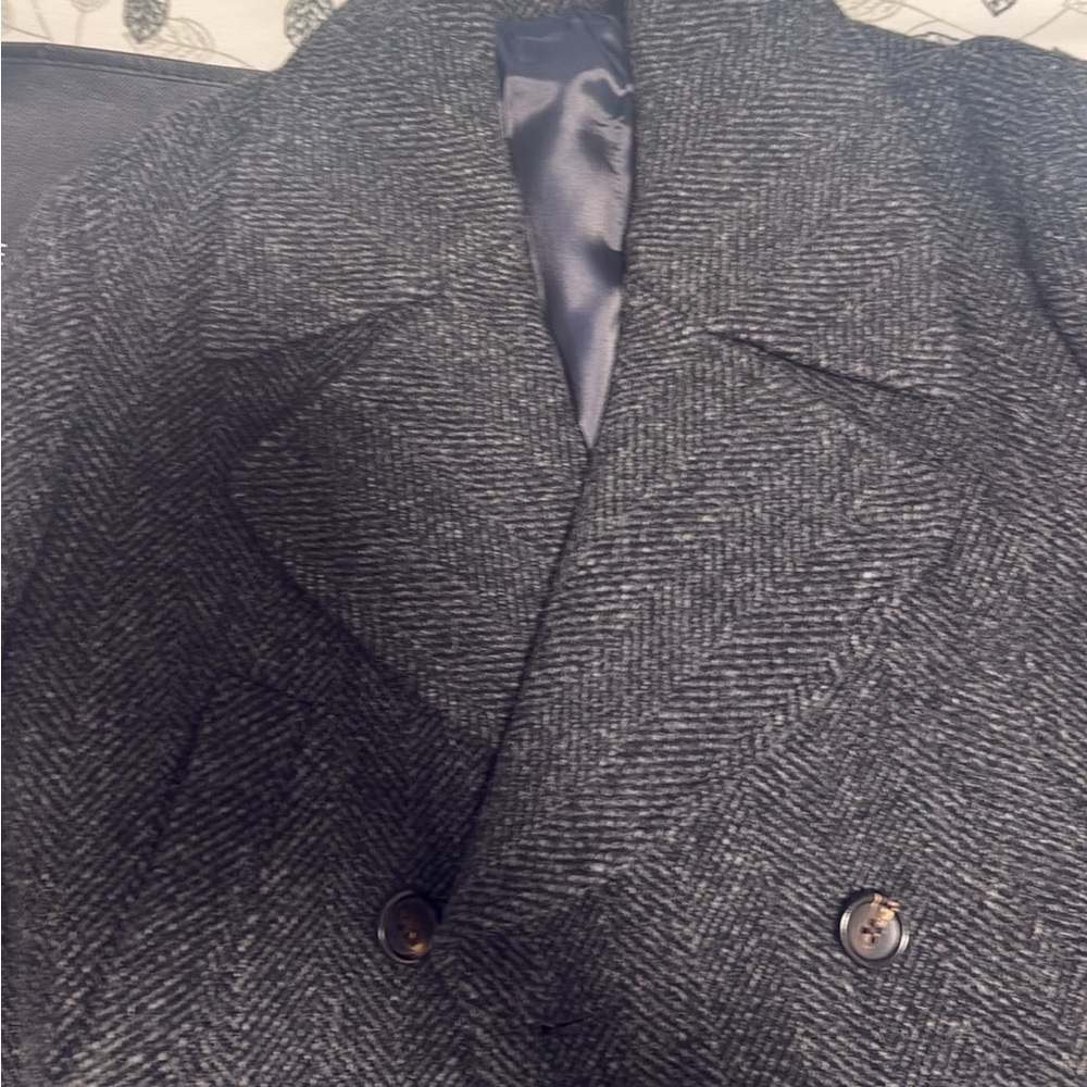 Spier & Mackay -Gray Herringbone Double-Breasted Coat - Picture 4 of 5